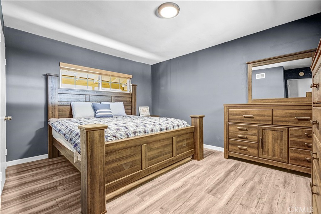 MLS #OC25106965 image #24