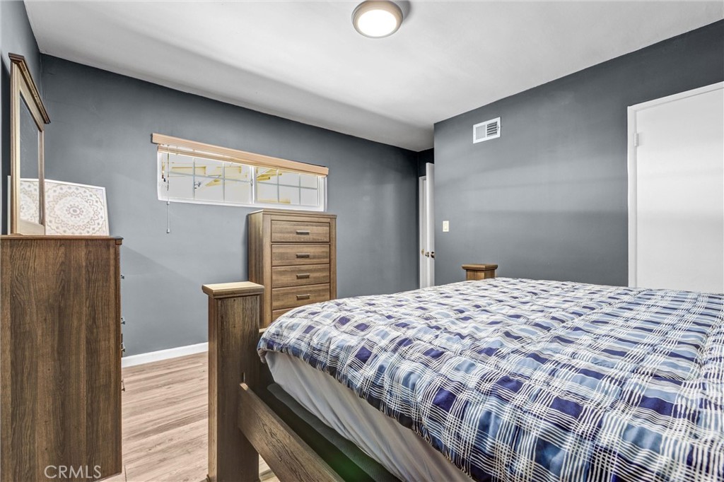 MLS #OC25106965 image #25