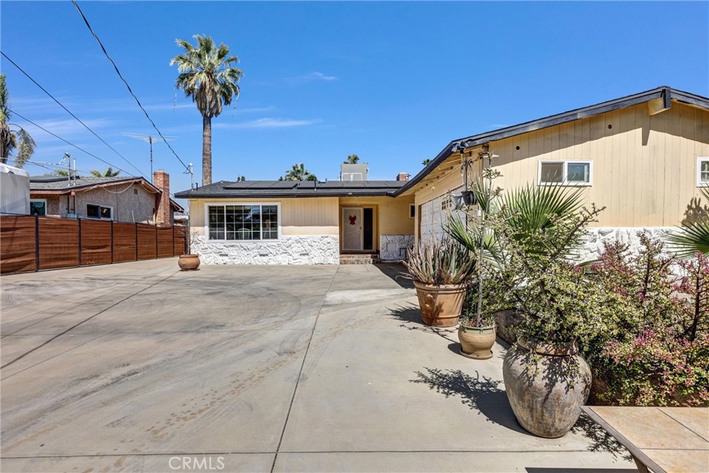 MLS #OC25106965 image #3