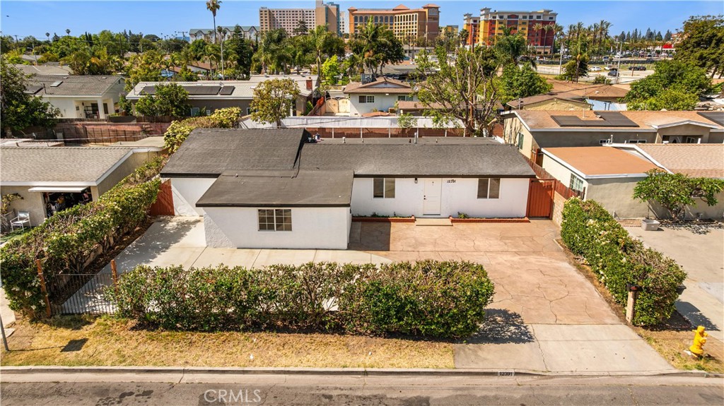 MLS #OC25107076 image #29