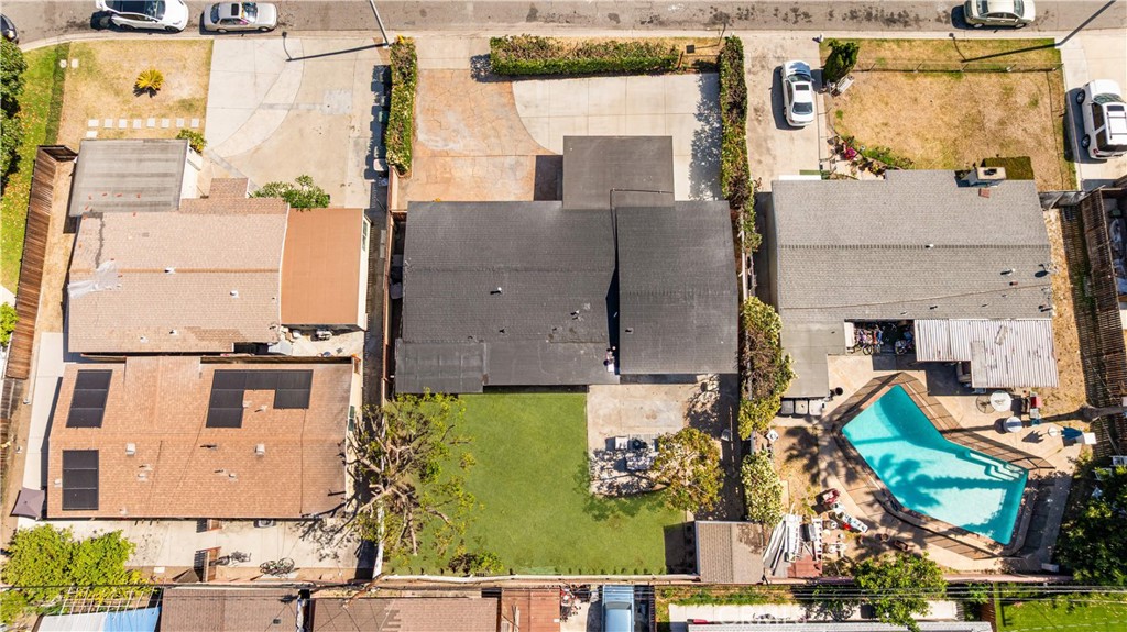 MLS #OC25107076 image #32