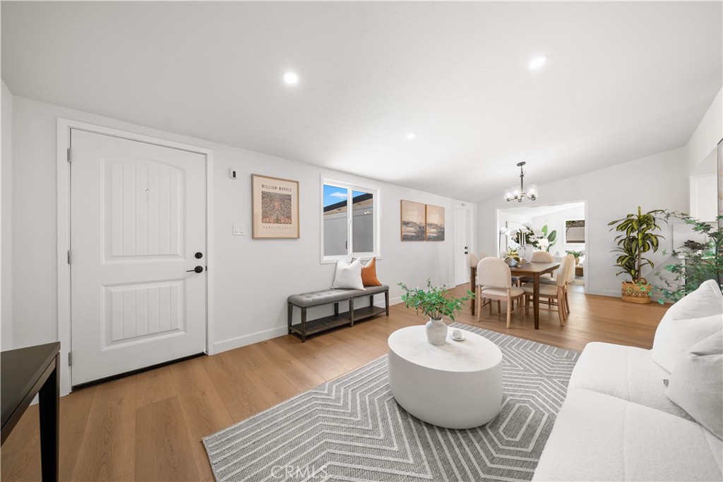 MLS #OC25107076 image #4