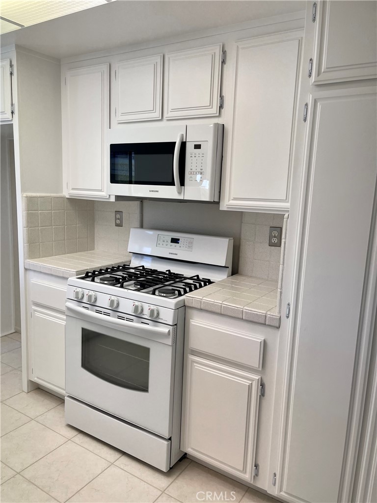 MLS #OC25107270 image #12