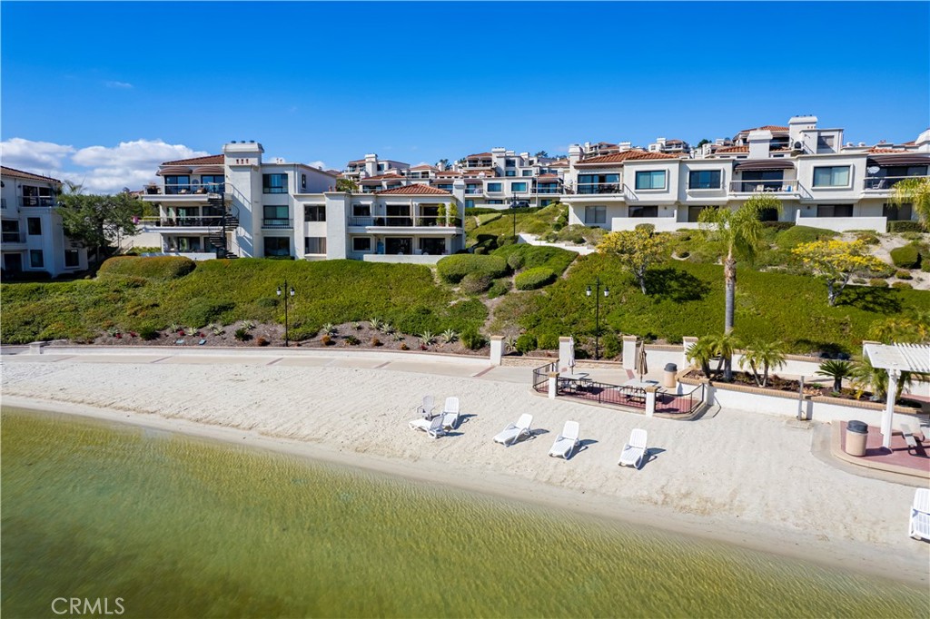 MLS #OC25107270 image #16