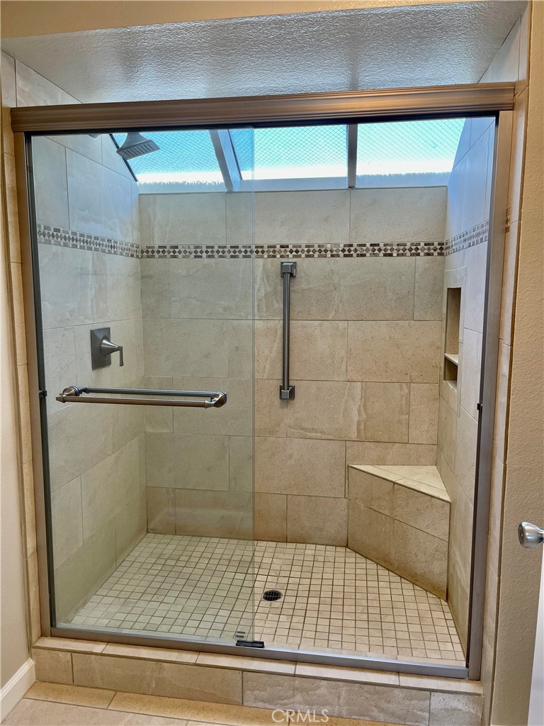 MLS #OC25107270 image #5