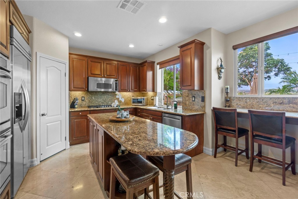 MLS #OC25107360 image #14