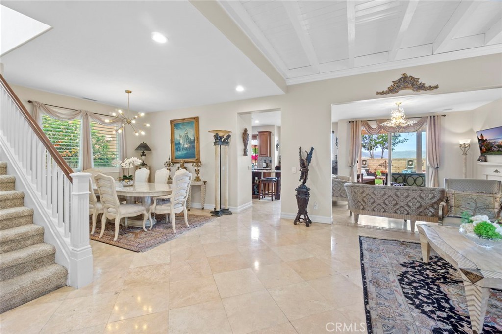 MLS #OC25107360 image #5