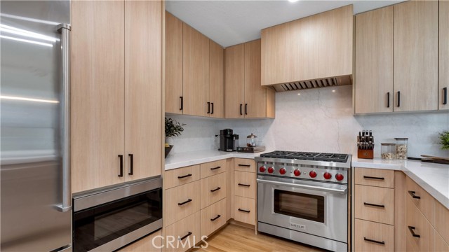 MLS #OC25107403 image #11