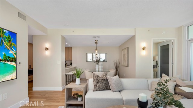 MLS #OC25107403 image #14