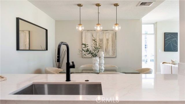 MLS #OC25107403 image #16