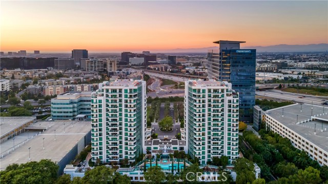 MLS #OC25107403 image #2