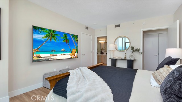 MLS #OC25107403 image #20