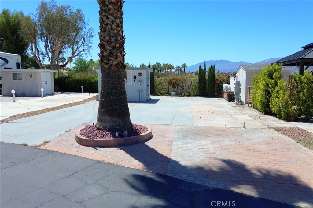 MLS #OC25107501 image #7