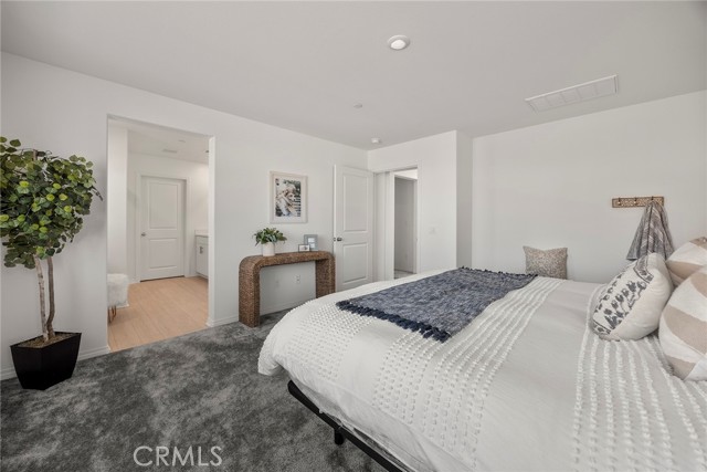 MLS #OC25107595 image #18