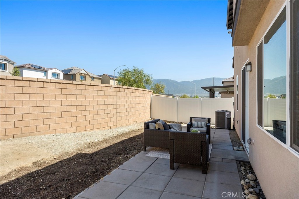 MLS #OC25107595 image #37