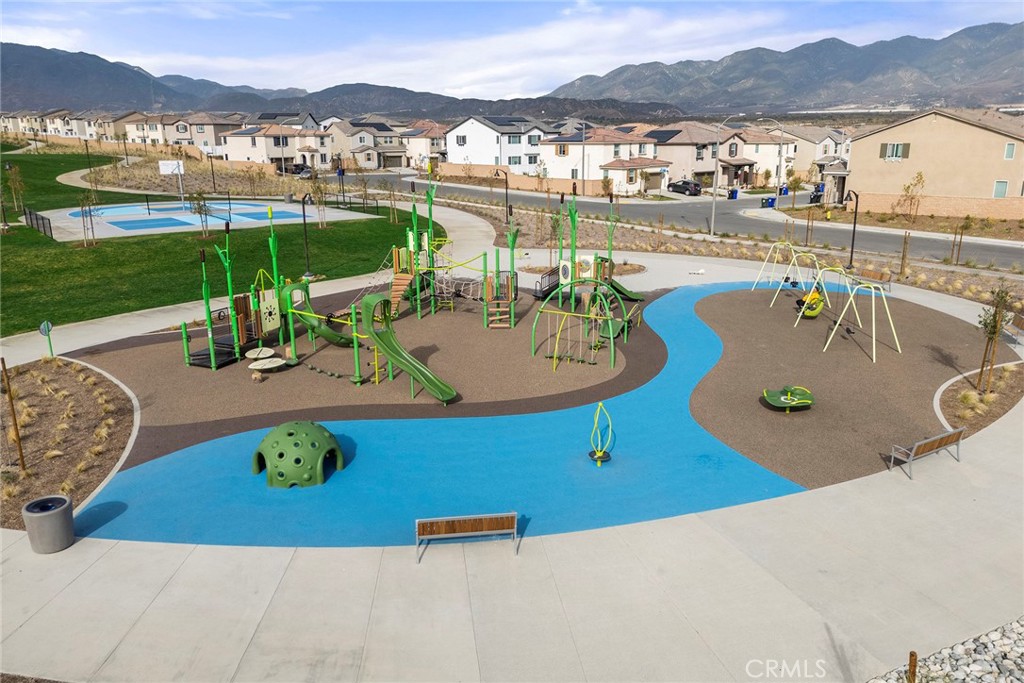 MLS #OC25107595 image #43