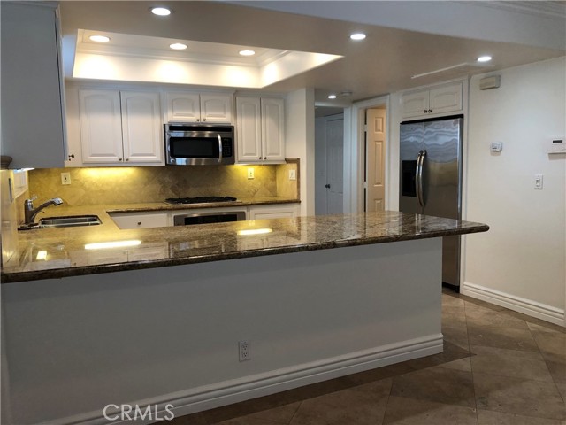 MLS #OC25107659 image #10