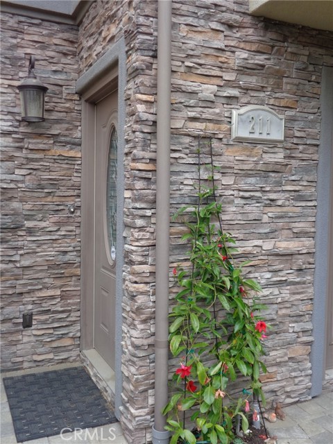 MLS #OC25107659 image #5