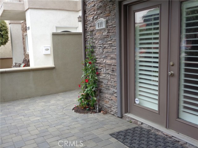 MLS #OC25107659 image #6