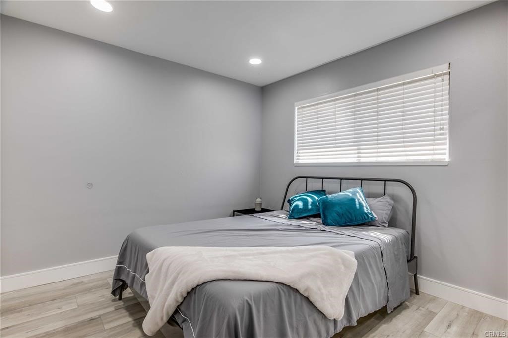 MLS #OC25107983 image #21