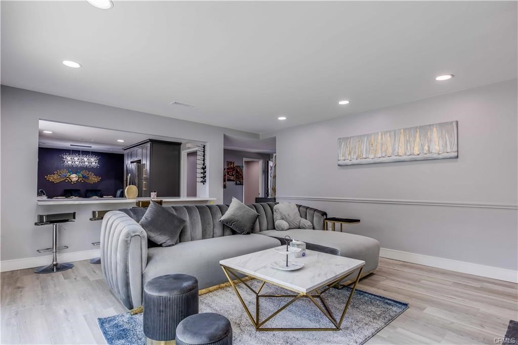 MLS #OC25107983 image #5