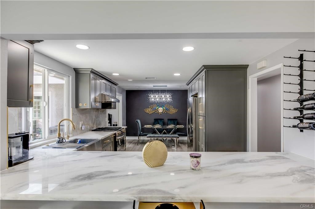 MLS #OC25107983 image #8