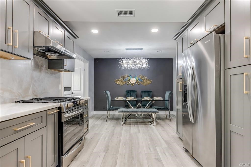 MLS #OC25107983 image #9