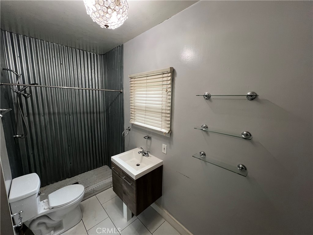 MLS #OC25108817 image #5