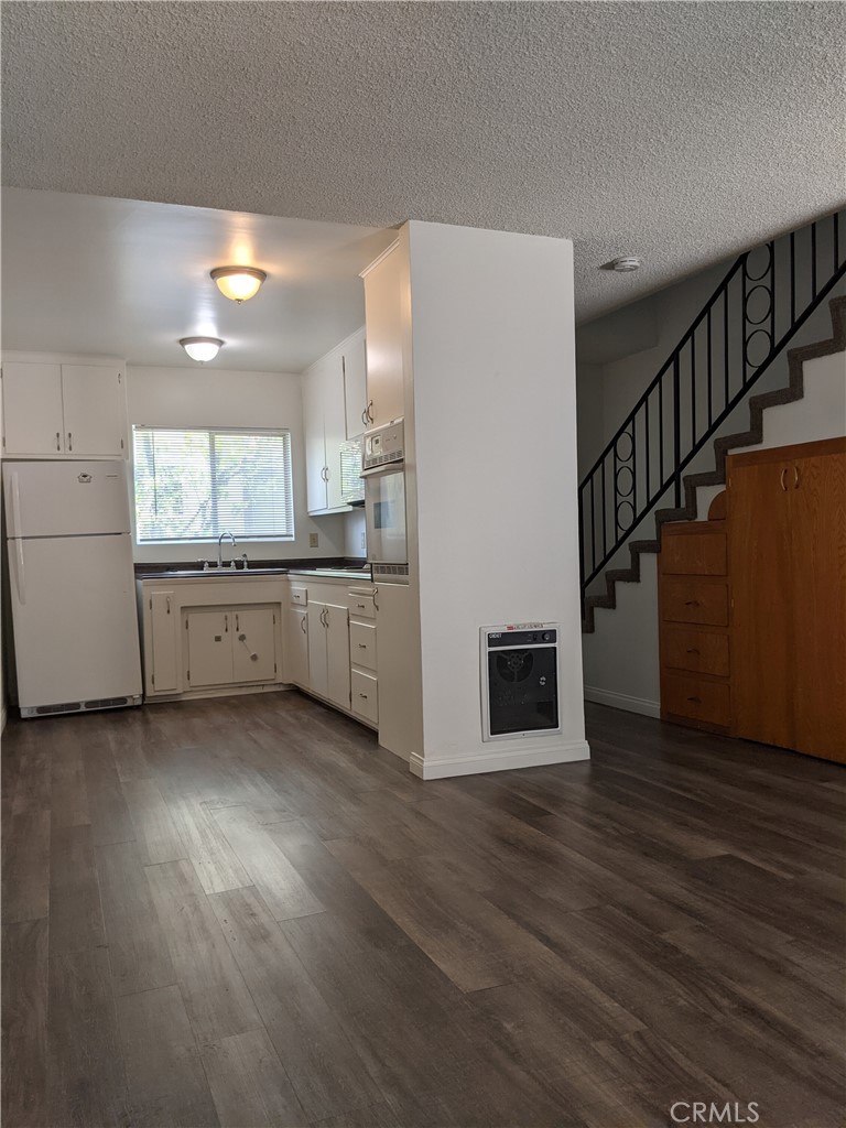 MLS #OC25109106 image #8