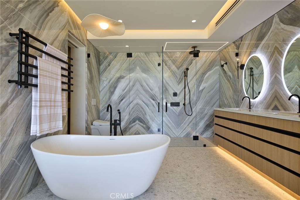 MLS #OC25111534 image #17