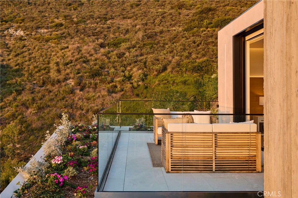 MLS #OC25111534 image #30