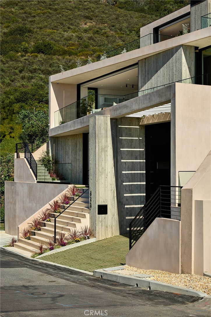 MLS #OC25111534 image #34