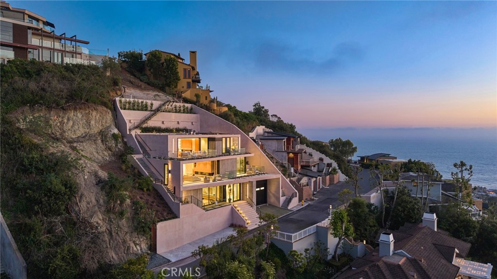 MLS #OC25111534 image #54