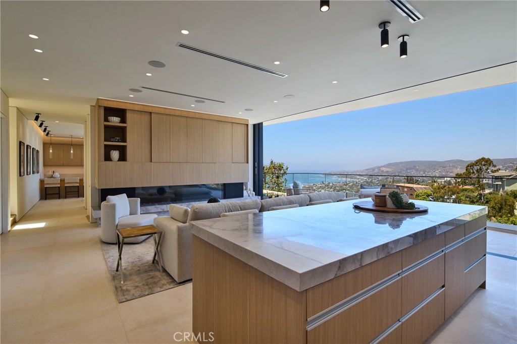 MLS #OC25111534 image #6