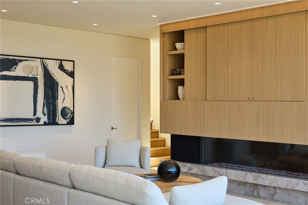 MLS #OC25111534 image #7