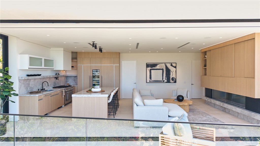 MLS #OC25111534 image #8