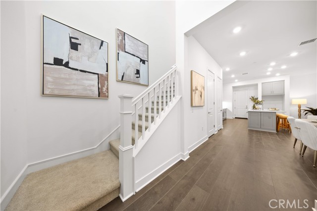 MLS #OC25112056 image #12