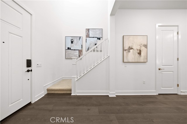 MLS #OC25112056 image #17