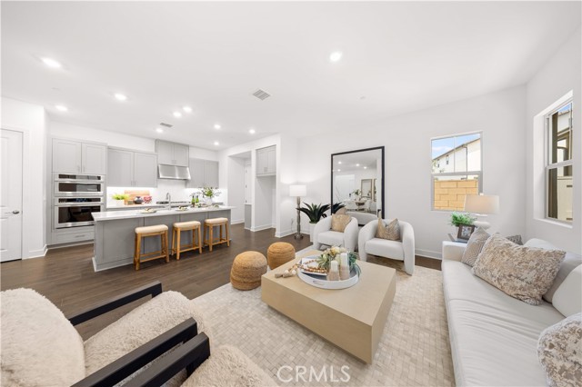 MLS #OC25112056 image #28