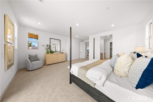 MLS #OC25112056 image #38