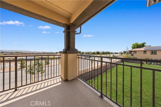 MLS #OC25112056 image #46