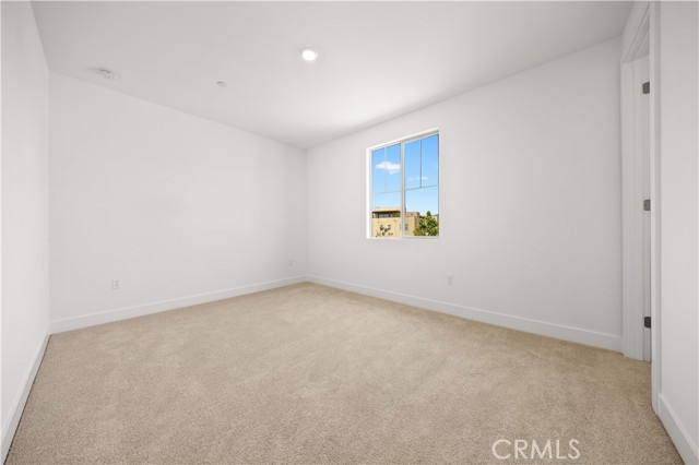 MLS #OC25112056 image #52