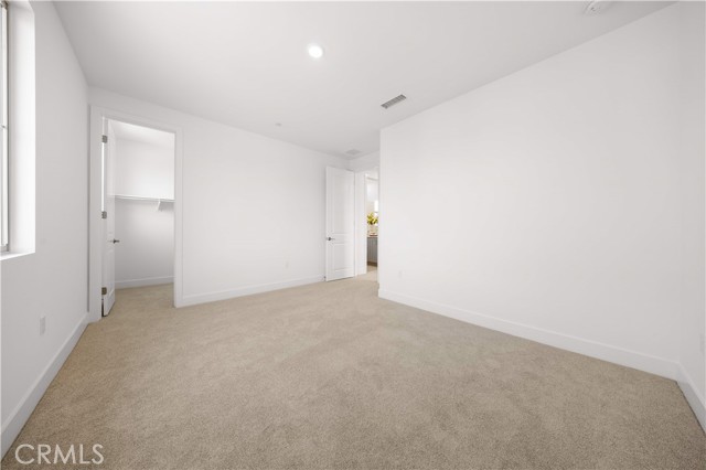 MLS #OC25112056 image #53