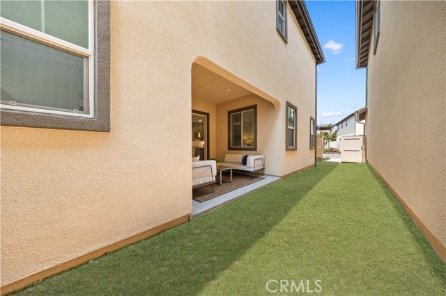 MLS #OC25112056 image #9