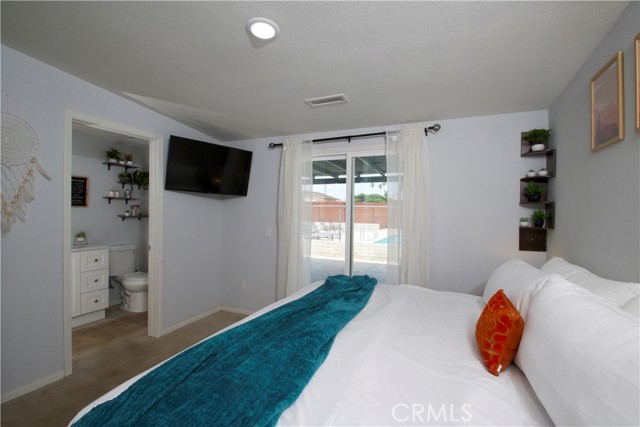 MLS #OC25112114 image #30