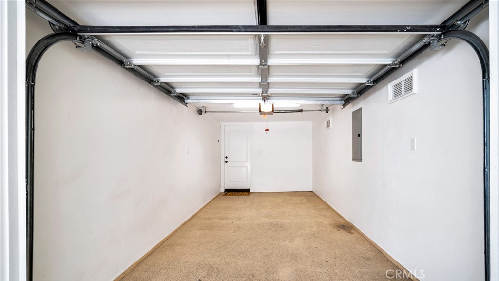 MLS #OC25112252 image #18