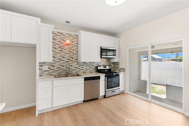 MLS #OC25112523 image #11