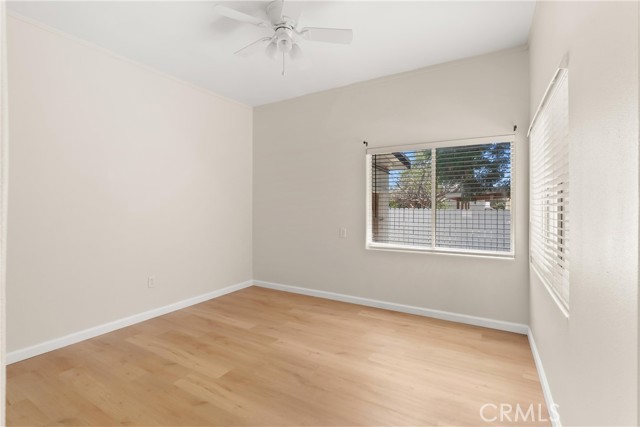 MLS #OC25112523 image #23