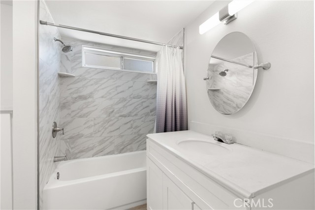 MLS #OC25112523 image #26