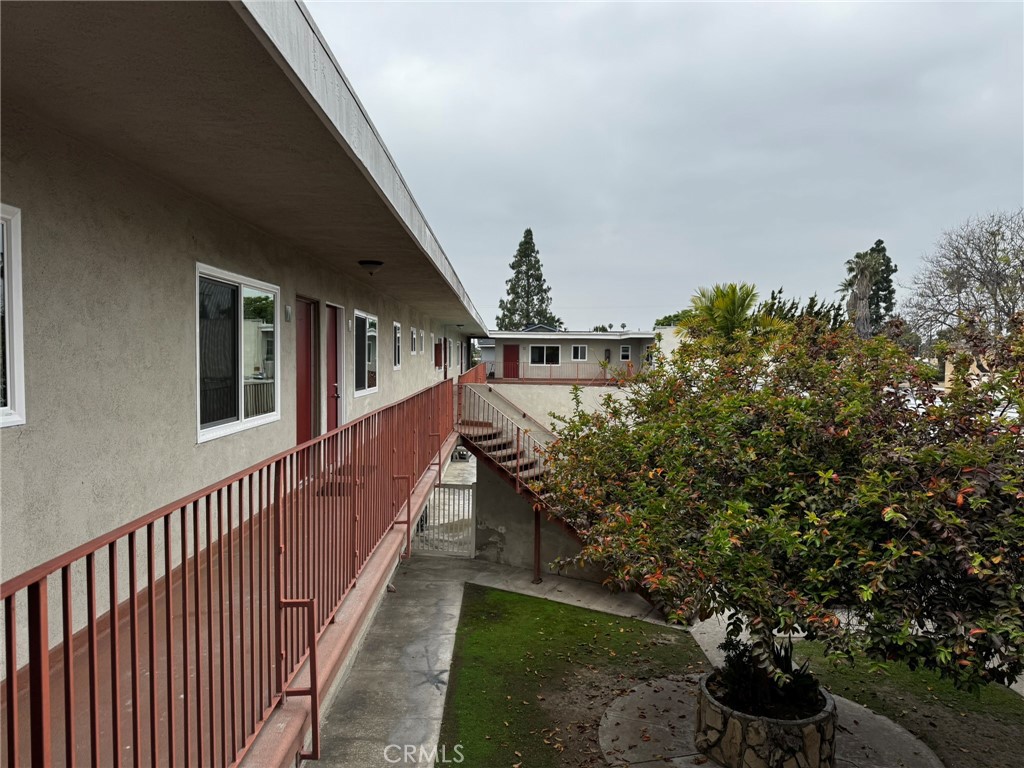 MLS #OC25112645 image #11